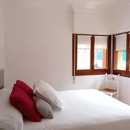 Easo Terrace Free Private Parking And Air Conditioning *