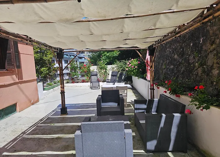 Easo Terrace Free Private Parking And Air Conditioning *